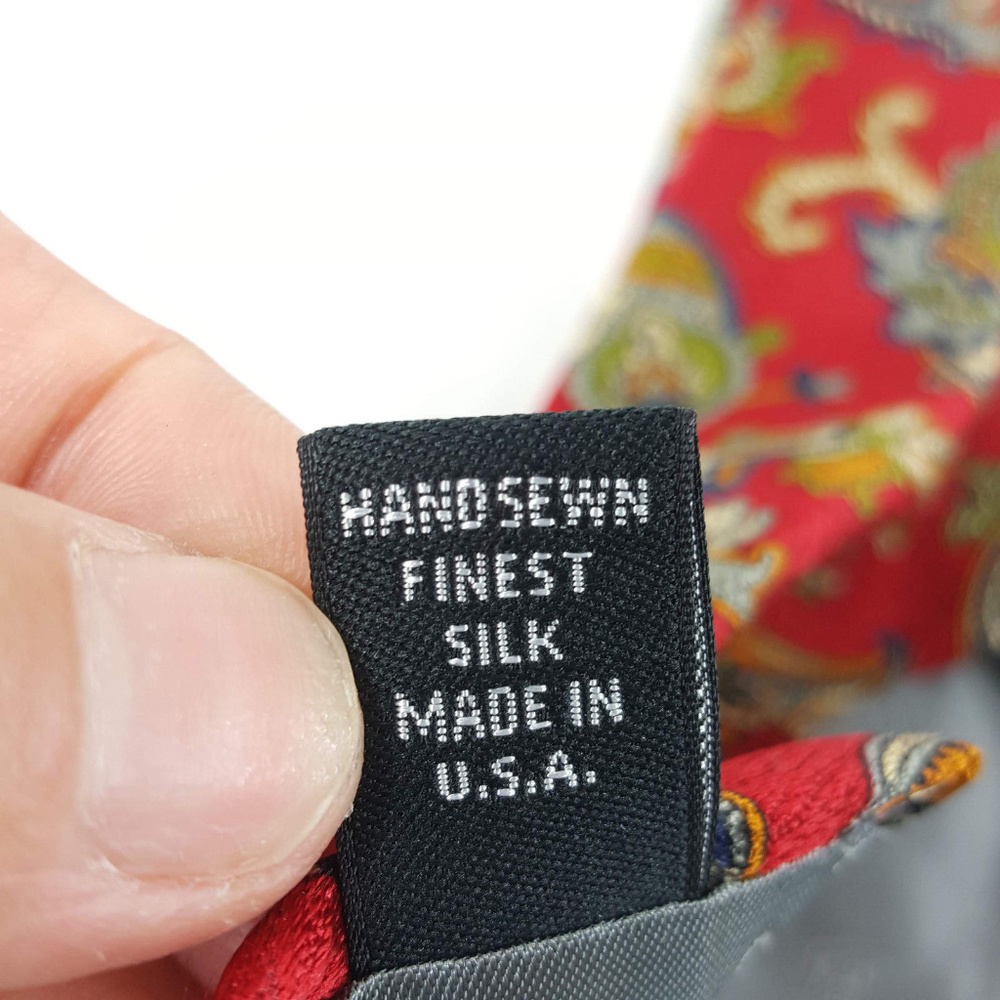 Robert Talbott Best of Class Paisley Red 100% Silk - Picture 4 of 7